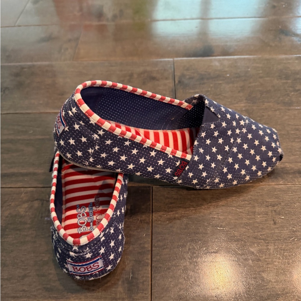 Bobs Skechers women’s Starry Slip-On Slippers - Blue and Red